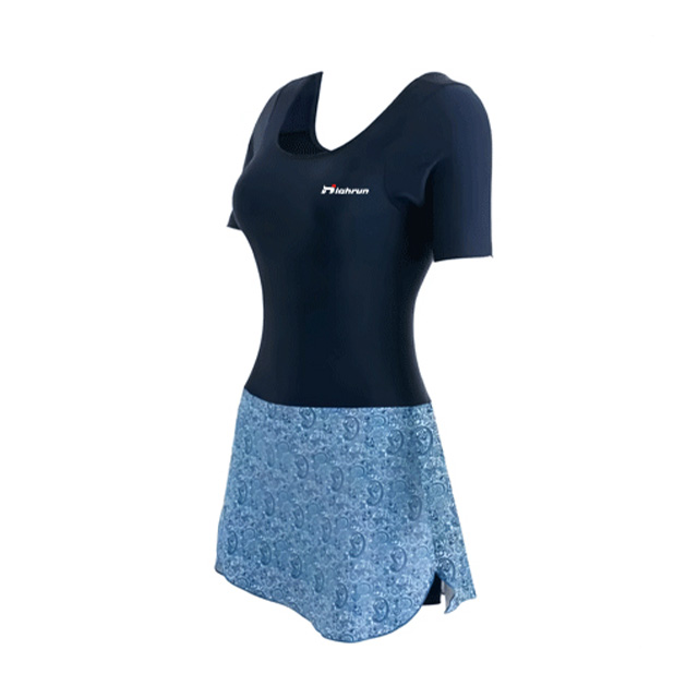 Women's Fashionable And Sexy Close Fitting Swimsuit